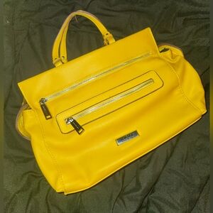 Kenneth Cole purse